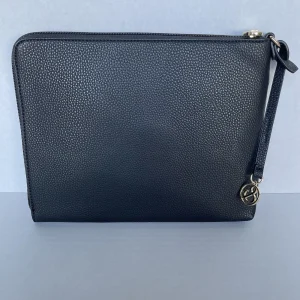 Women’s Black Wristlet Pebbled Leather Clutch Wallet Zip Bag Mary & Martha
